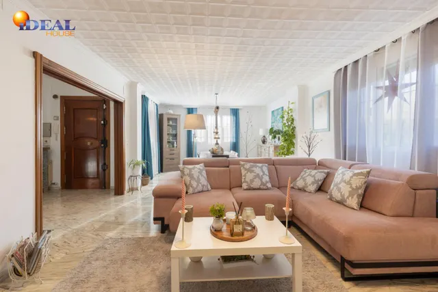 ¡MAGNIFICO CHALET INDEPENDIENTE CON CALIDADES ESPECTACULARES Y PISCINA PRIVADA EN GOJAR! — 13
