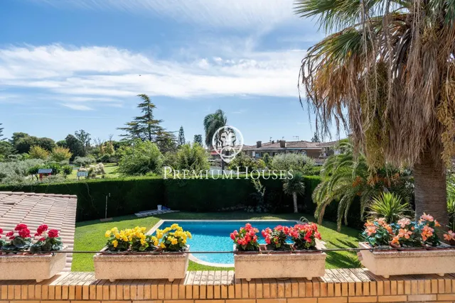Casa independiente con piscina y jardín en Vilafortuny - foto 3
