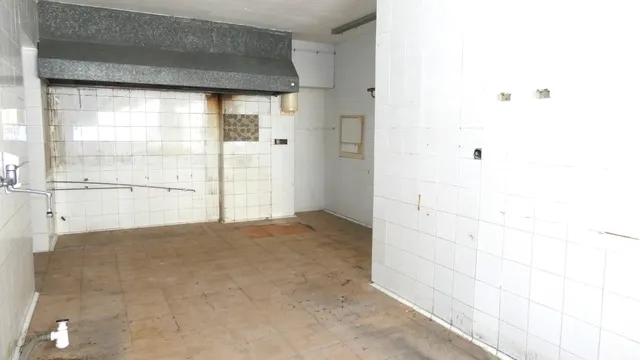 Local céntrico con sótano en Casetas - Zaragoza. Referencia LO/04092024. — 11