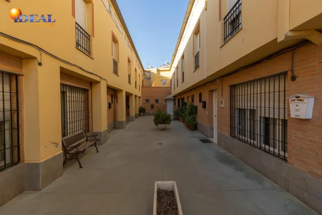 Vivienda unifamiliar adosada junto a polideportivo de Gójar — 38