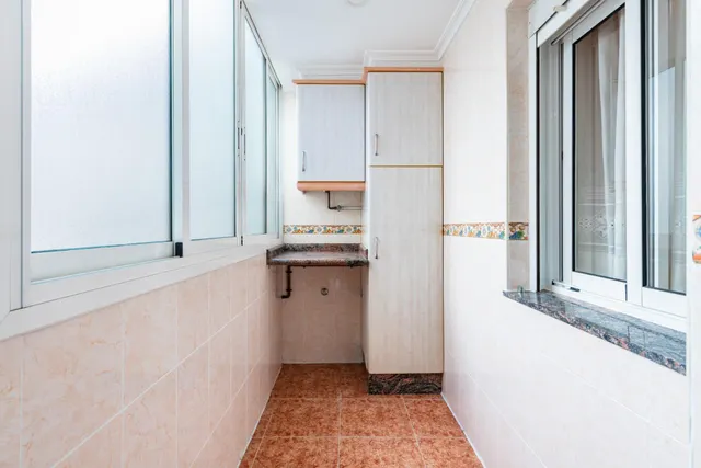 Piso en venta en calle Alcácer Valencia — 10