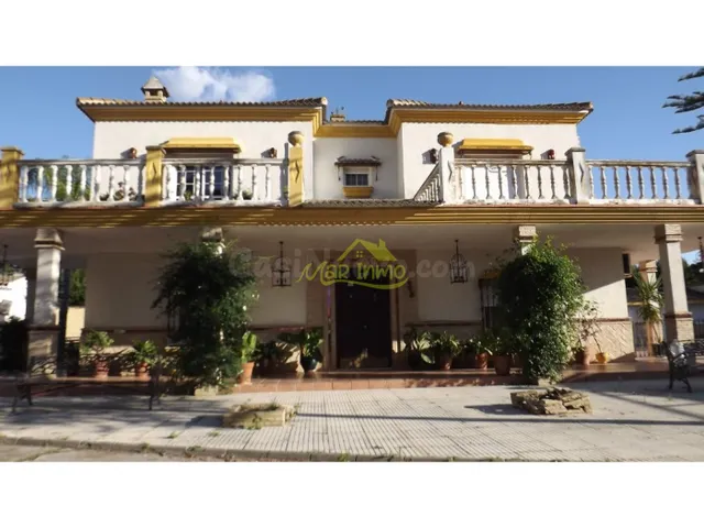 ESPECTACULAR MANSION EN ALJARAQUE - foto 3