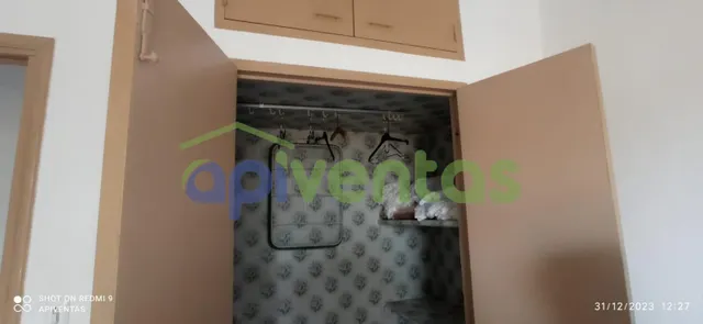 Casa con terreno y nave, LA ESCUCHA — 15