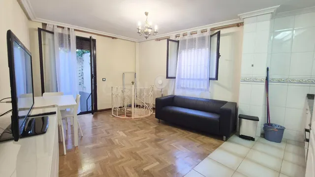 APARTAMENTO VENTA SALAMANCA. Urbis te ofrece un apartamento 