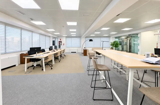 OFICINA | Entre Colón y Cibeles, en clave empresarial — 10