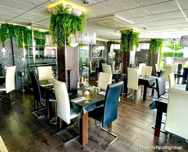 Restaurante PORTOBELLO. VILLAMARTIN PLAZA