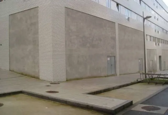 LOCAL COMERCIAL FRENTE AL CORTE INGLÉS — 4