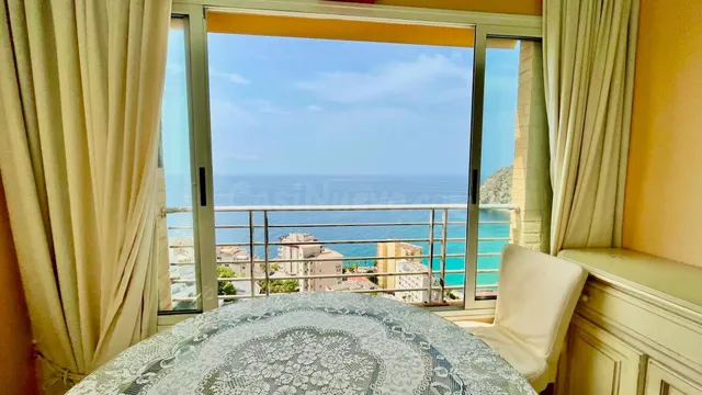 EXCLUSIVO ÁTICO CON VISTAS PANORÁMICAS AL MAR EN LA CALA DE  - foto 4