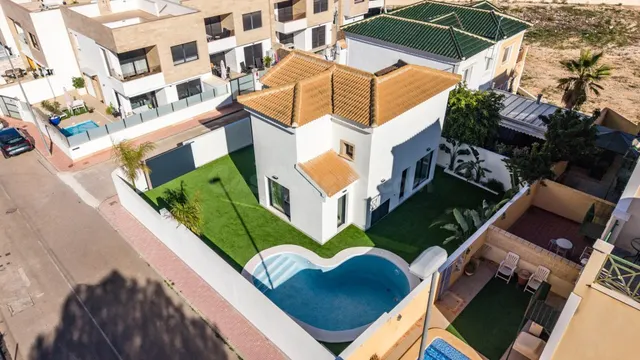 Casa-Chalet en Venta en Orihuela Costa Alicante - foto 4
