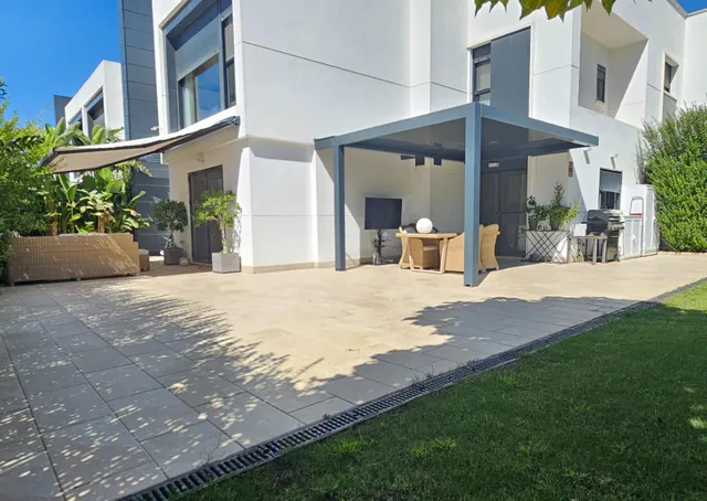 CASA EN VENTA CÓRDOBA — 13