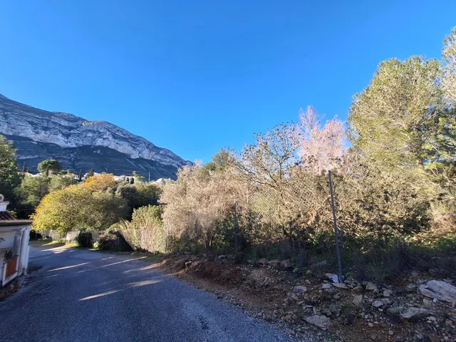 Terreno en venta en zona Galeretes — 37