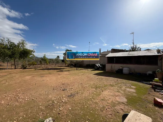 CASA REFORMADA CON TERRENO RÚSTICO DE 3.000 M2 EN ÚBEDA – PINOSO — 30