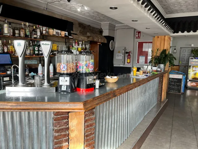 Local comercial 366m² en venta - South of spain - foto 2