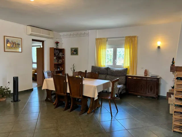 Chalet 7 habitaciones 522m² en venta - Manantiales - Lagar - Cortijo — 7