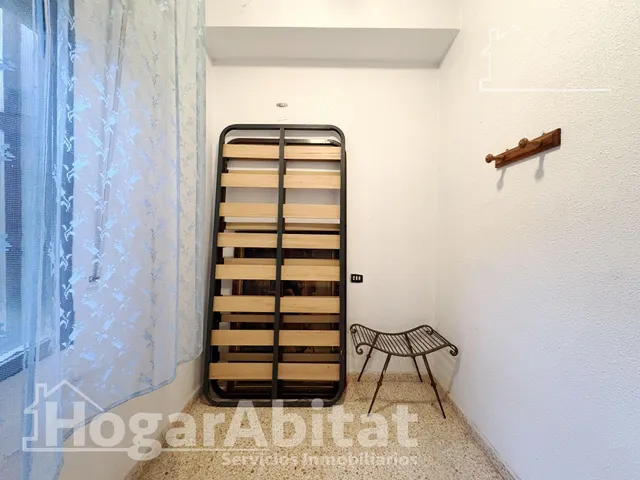 AMPLIA CASA PARA REFORMAR CON GARAJE Y TERRAZA EN EL CENTRO — 22