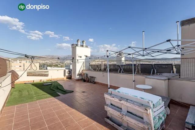 Ático dúplex en Campus de la Salud — 3