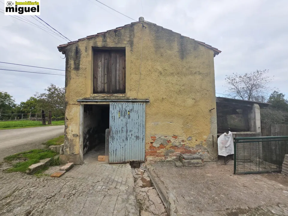 Se vende cuadra sobre parcela en Noriega, Colombres