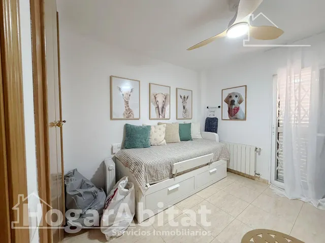 ¡PRECIOSO CHALET! AMPLIO Y REFORMADO CON PISCINA PRIVADA, GARAJE Y PARCELA — 25
