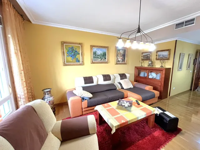 DÚPLEX EN ZONA DEL VIVERO -CÁCERES- - foto 4