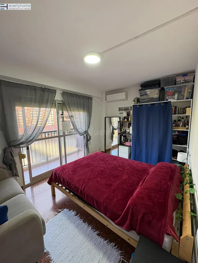 Habitación en alquiler en Ayora, Valencia | Larga estancia | Disponible el 1 de noviembre — 2
