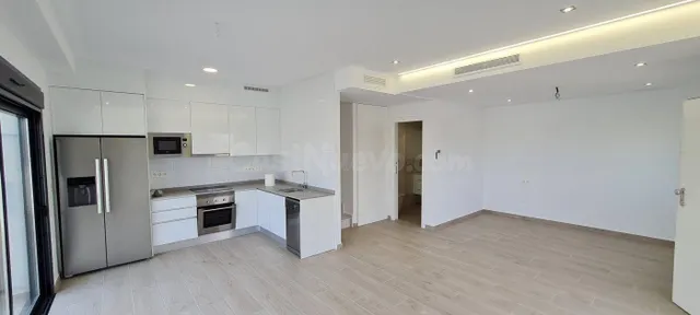 Villa Independiente con 3 dormitorios y piscina privada a la - foto 3