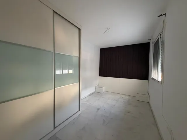 PISO DE 3 DORMITORIOS CON TERRAZA Y AZOTEA EN CORIA DEL RÍO — 11