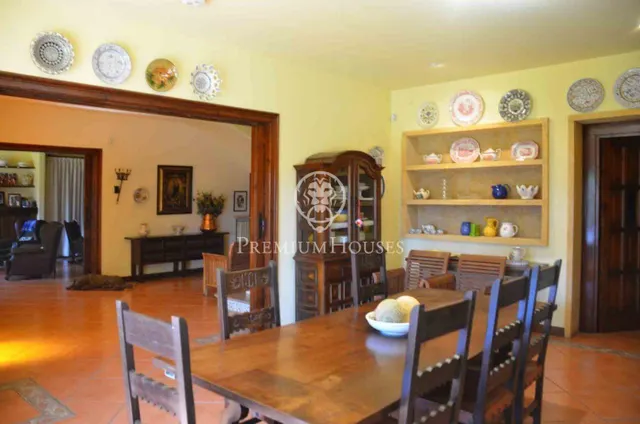 Masía en venta en el centro de Llavaneres — 9
