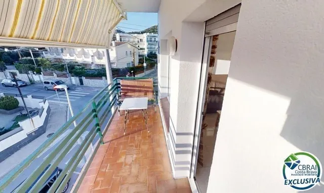 Apartamento 2 dormitorios con vistas despejadas en mas oliva - foto 2