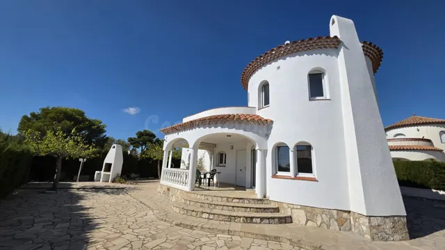 Magnífico Chalet con licencia turística, piscina y parcela d - foto 3