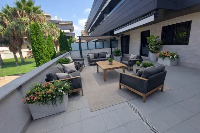 Tu día a día con sabor a vacaciones: planta baja en venta co