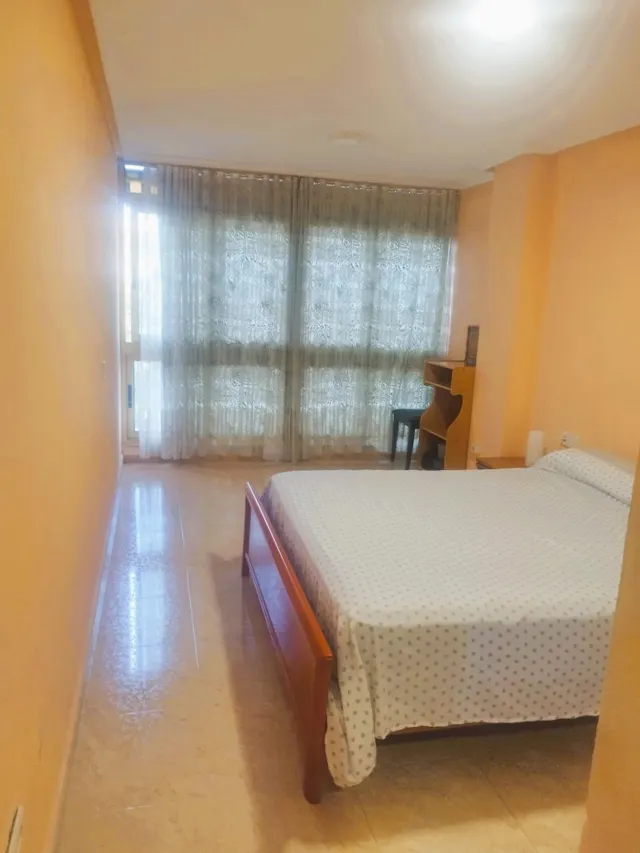 SAN BLAS, Piso todo exterior con plaza de garaje incluida — 13