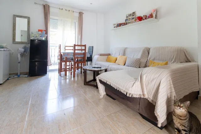 ¡¡¡ATENCIÓN INVERSORES!!! Piso en Isla Cristina luminoso y l - foto 3