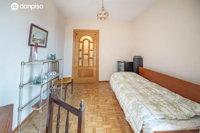 Impresionante piso en el centro de Granada. — 48