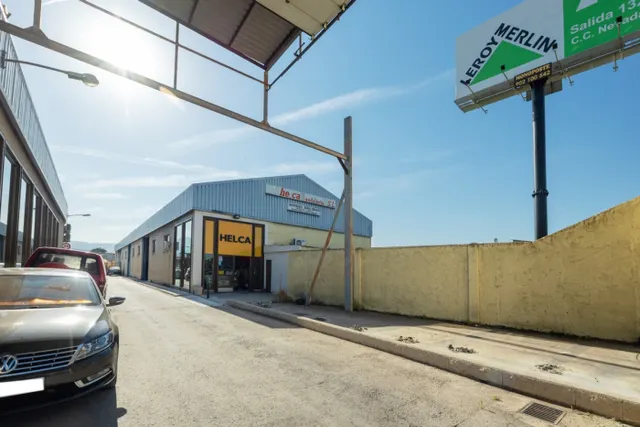 Nave industrial 1400m² en venta - Alcampo — 8