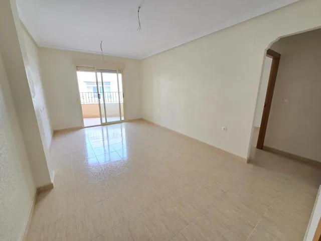 Apartamento con garaje NUEVO a 500m de la playa del Cura — 2