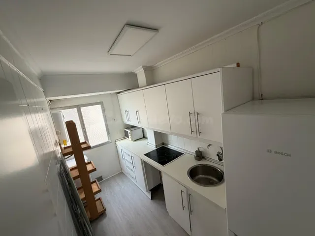 MAGNIFICA VIVIENDA EN REINA MERCEDES - foto 5