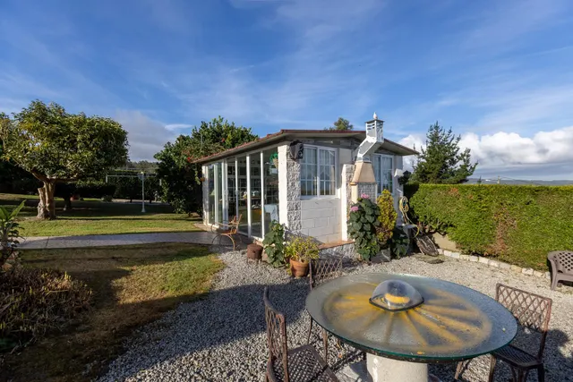Chalet independiente en Cambre, A Coruña — 24