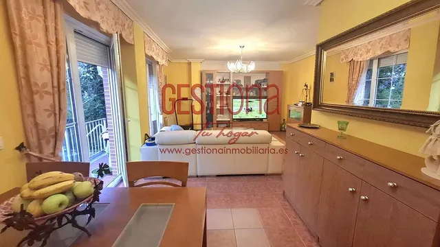 AMPLIO BAJO DE 3 habitaciones, CON TERRAZA JARDÍN A ESCASOS METROS DE LA PLAYA. ORIÑON — 10