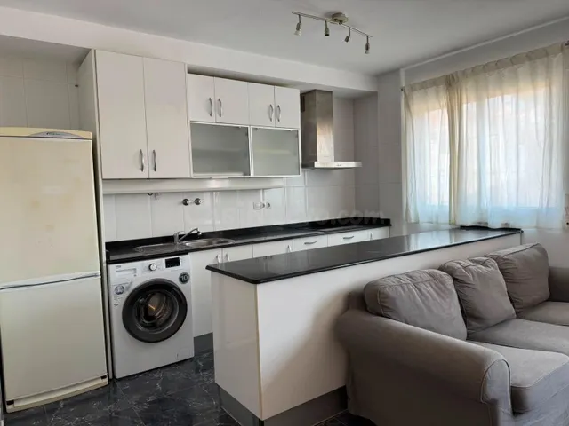 Apartamento de 1 dormitorio con garaje y trastero en Molina  - foto 3