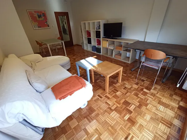 Interesante piso, incluye plaza de garaje, Sector Universidad. — 7