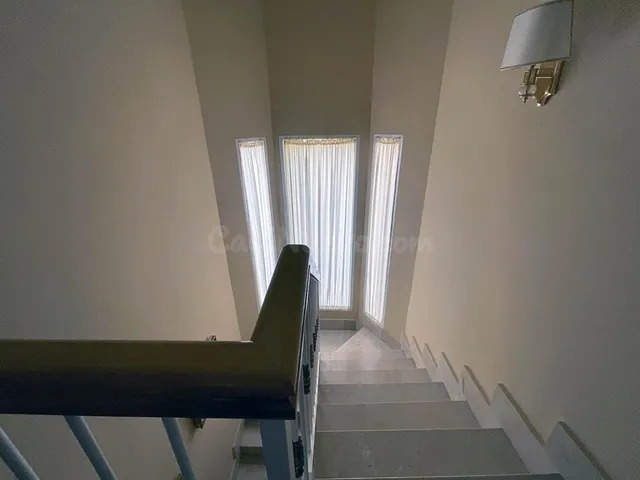 ¡CHICAS ESTUDIANTES! ÚLTIMA HABITACIÓN EN CHALET A COMPARTIR EN VILLANUEVA DE LA CAÑADA (MADRID). — 22