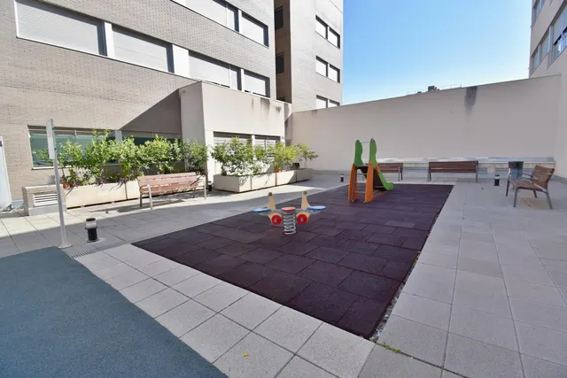 Soto del HENARES - 2 habitaciones, 2 plazas de garaje y trastero. — 38