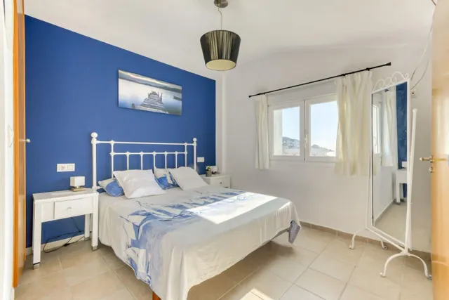 ATICO DUPLEX CON VISTAS A SOLO 150 M DE LA PLAYA — 29