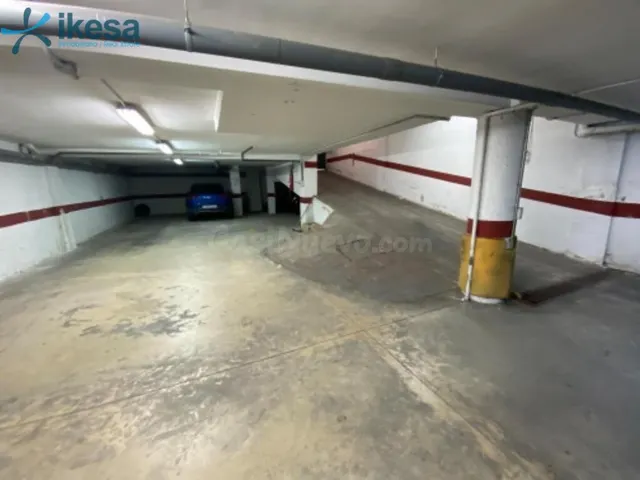 VENTA PLAZA DE GARAJE EN ISLA CHICA - foto 2