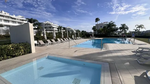 Ático 3 habitaciones 134m² en venta - Zona Las Mesas — 35
