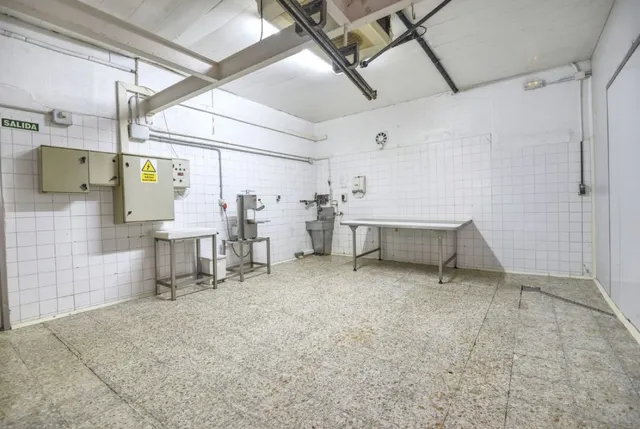 Nave en venta en O´Vilar (Guísamo) — 20
