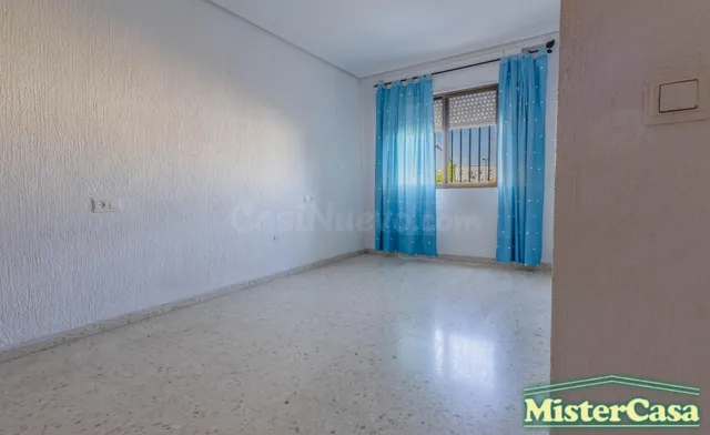 EXCLUSIVA Piso de 2 dormitorios con terraza y ascensor en La - foto 5