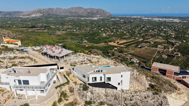 Villa Solana. Villa nueva en venta con vistas panorámicas. Construcción lista para comenzar. Imágenes solo de ejemplo. — 38
