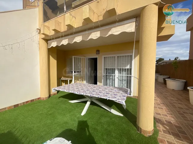 COQUETA VIVIENDA ADOSADA EN PLANTA BAJA CON AMPLIA PARCELA Y - foto 2