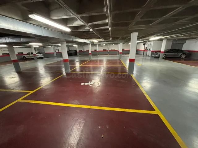 PLAZAS DE GARAJE EN ALQUILER - foto 4